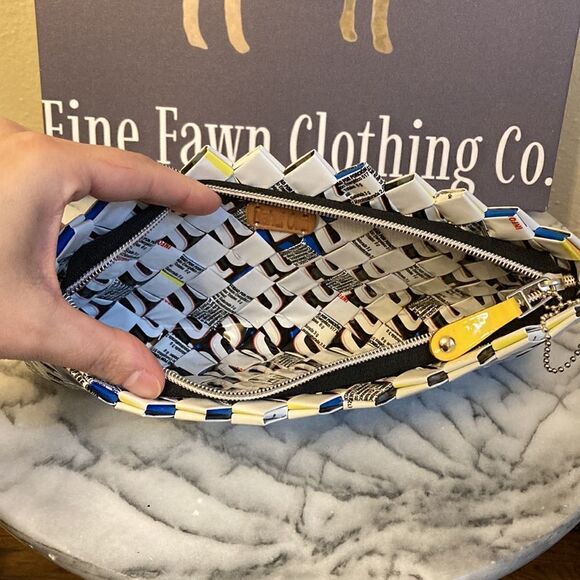 Recycled Woven Paper Clutch - Picture 8 of 12